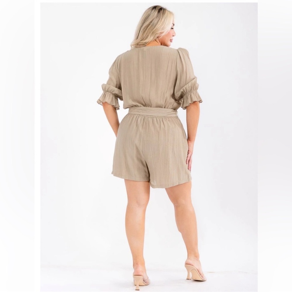 PLUS SIZE SHORT SLEEVE with POCKETS BELTED ROMPER - Picture 4 of 4